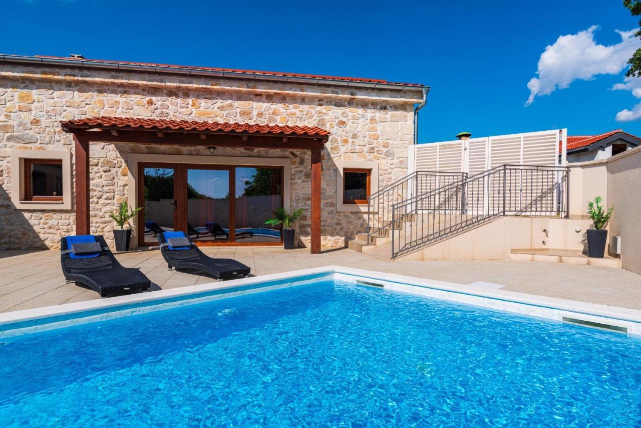 Stone villa Miandri Sukošan Esterno foto